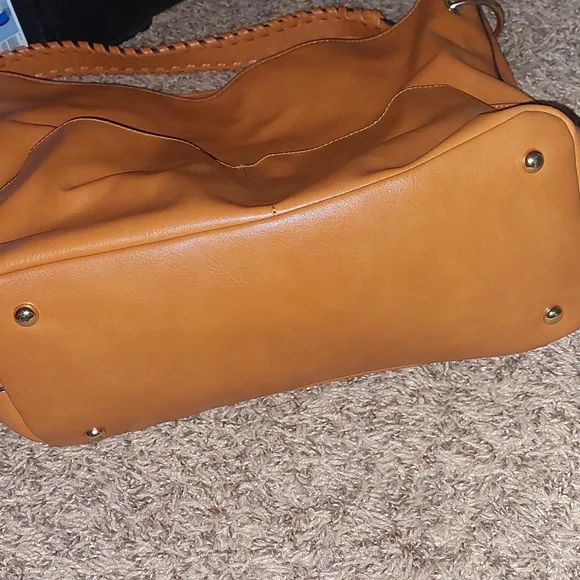 Handbag - Picture 4 of 7